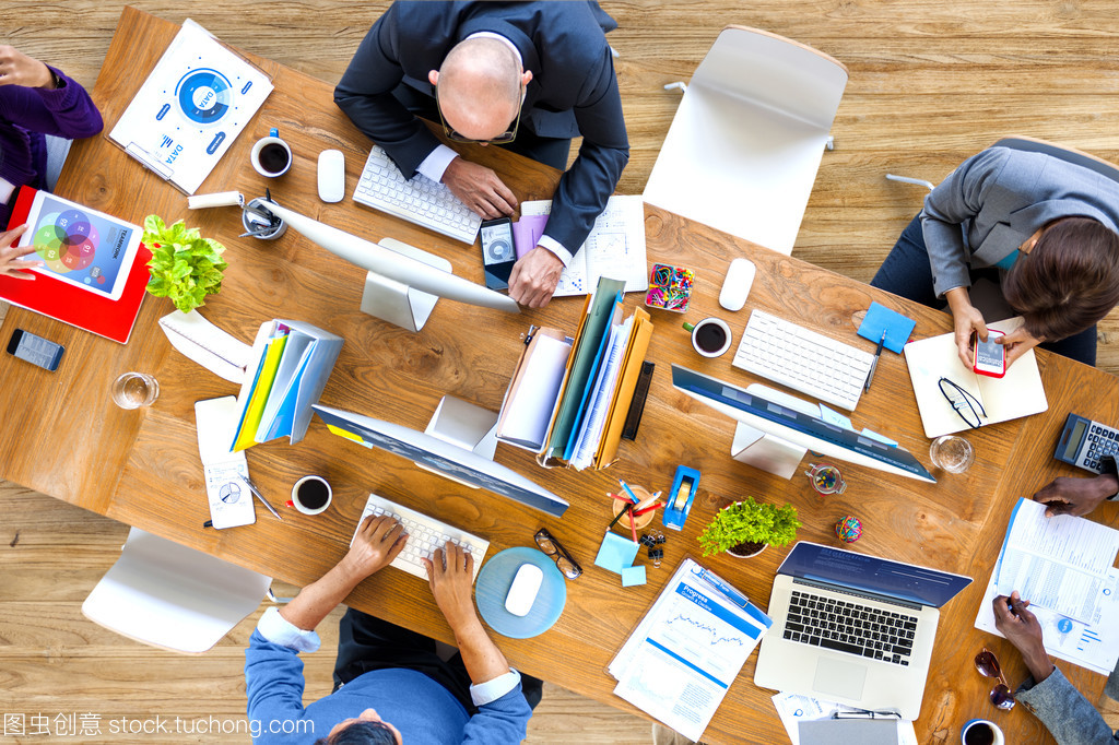 办公人群的健身器材选择与健康管理